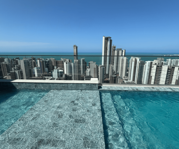 Piscina-hidromassagem- (2)